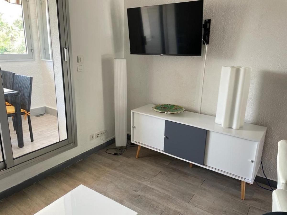 Entre St-Raphael Et St-Tropez. Studio Pieds Dans L'Eau, A Partir De 600 Euros/Semaine. Saint Aygulf Eksteriør bilde